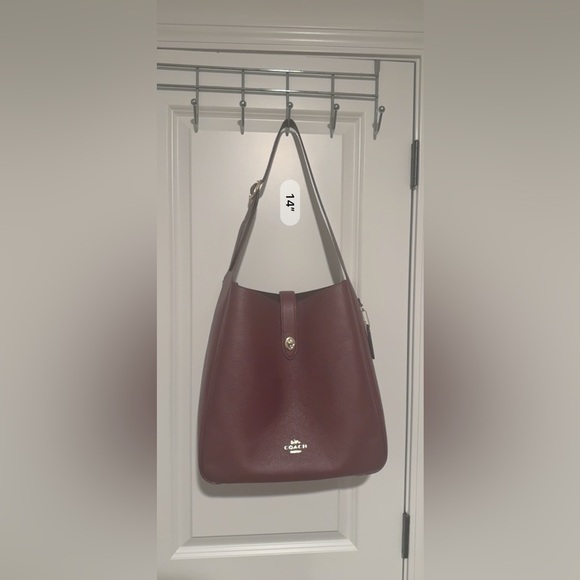 Hadley Large Shoulder Bag - Picture 12 of 17